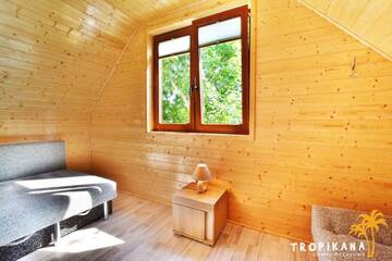 Фото номера Апартаменты с 2 спальнями Лоджи Tropikana Domki, Apartamenty г. Мельно 8