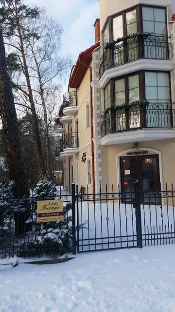 Фото номера Двухместный номер с 2 отдельными кроватями Проживание в семье Villa Farage г. Мельно 3