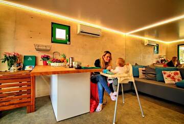 Фото номера Apartment with external Jacuzzi 23 Апартаменты Herbals&amp;SPA-Tree&amp;beach tents г. Мельно 7