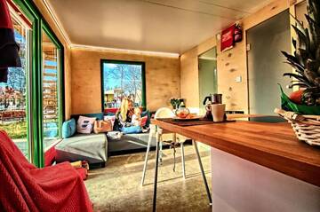 Фото номера Шатер Апартаменты Herbals&amp;SPA-Tree&amp;beach tents г. Мельно 4