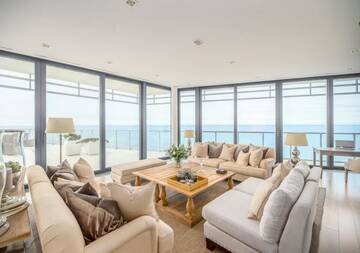 Фото номера Президентский люкс Апарт-отели Dune Beach Resort г. Мельно 2