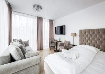Фото номера Номер-студио с кроватью размера &quot;king-size&quot; и диван-кроватью Апарт-отели Dune Beach Resort г. Мельно 8