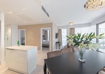 Фото номера Апартаменты с видом на море Апарт-отели Dune Beach Resort г. Мельно 6
