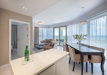 Фото номера Апартаменты с видом на море Апарт-отели Dune Beach Resort г. Мельно 4