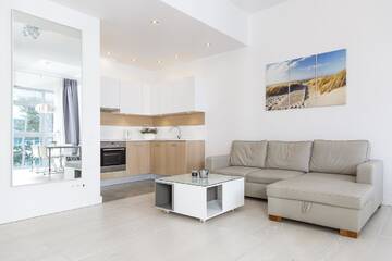 Фото номера One-Bedroom Deluxe Apartment with Side Sea View I Апартаменты Mielno-Apartments Dune Resort - Apartamentowiec A г. Мельно 6
