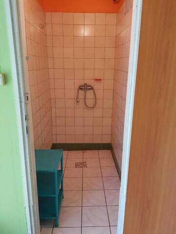 Фото номера Трехместный номер с общей ванной комнатой Лоджи Pokoje w domkach г. Мельно 5