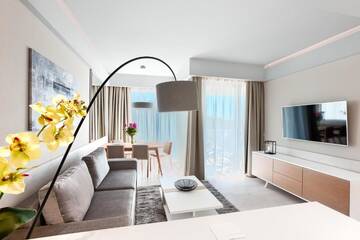 Фото номера One-bedroom Apartment- Deluxe with Sea View Апарт-отели Dune Resort Mielno - B г. Мельно 3